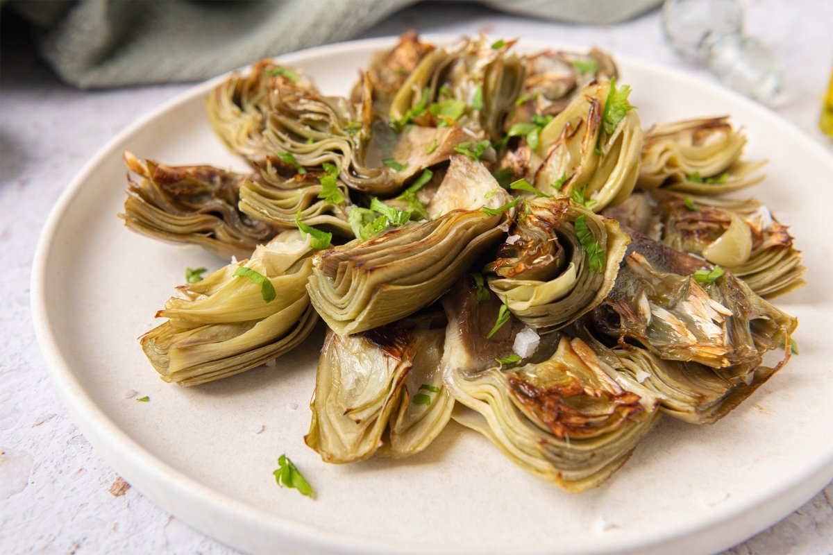 Alcachofas a la plancha recién hechas
