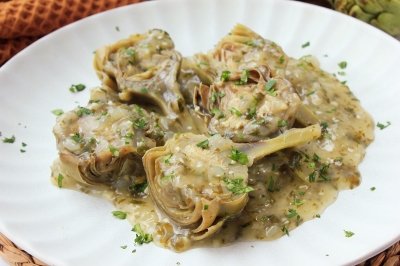 Alcachofas en salsa verde