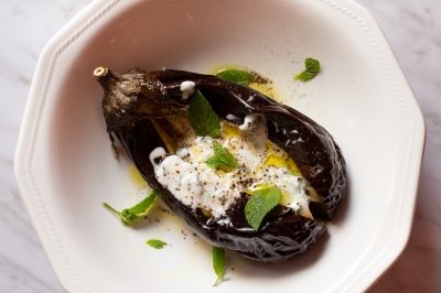 Berenjenas con salsa de yogur