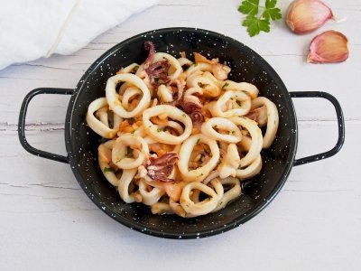 Calamares al ajillo