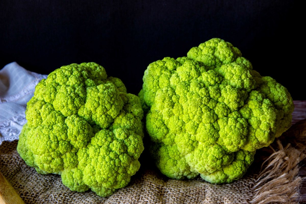 Ingredientes de la coliflor verde al vapor