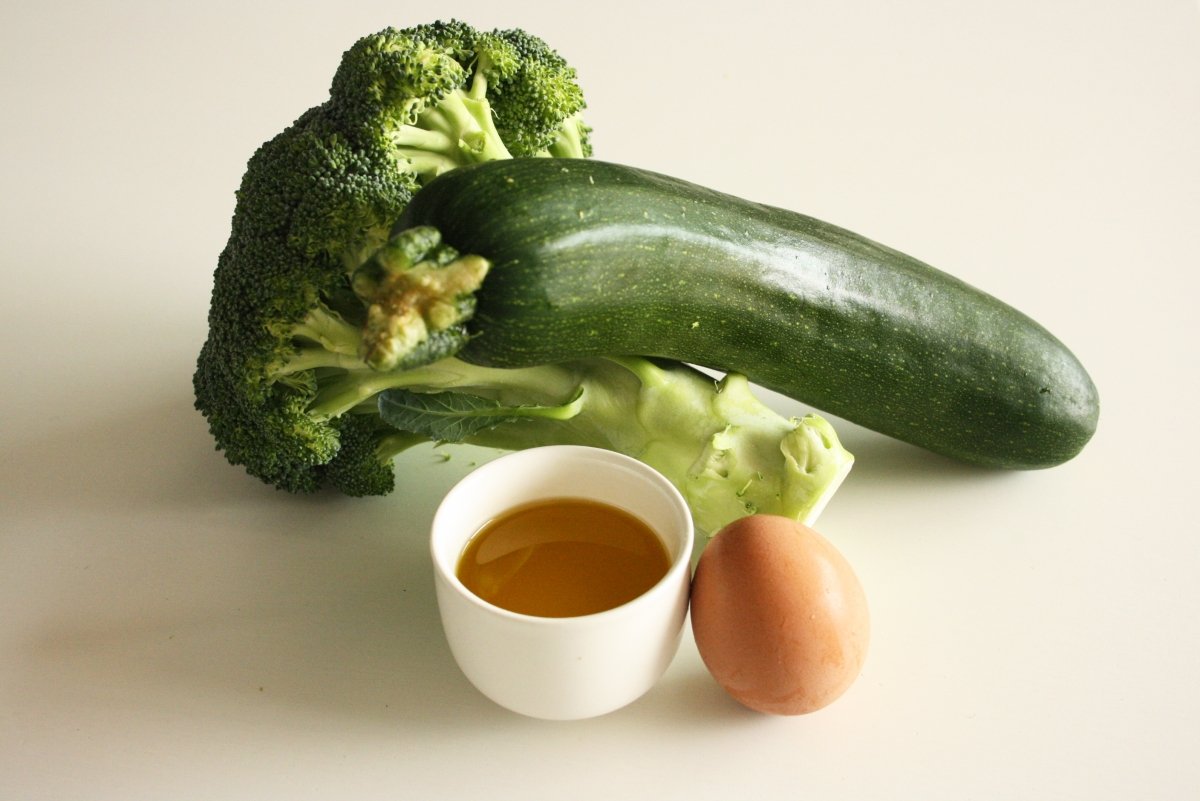 Ingredientes para la crema de brócoli