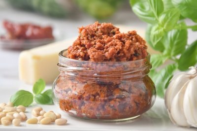 Pesto rojo