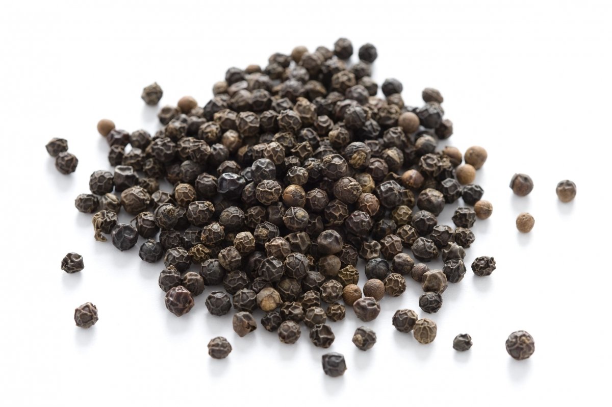 Pimienta negra en grano