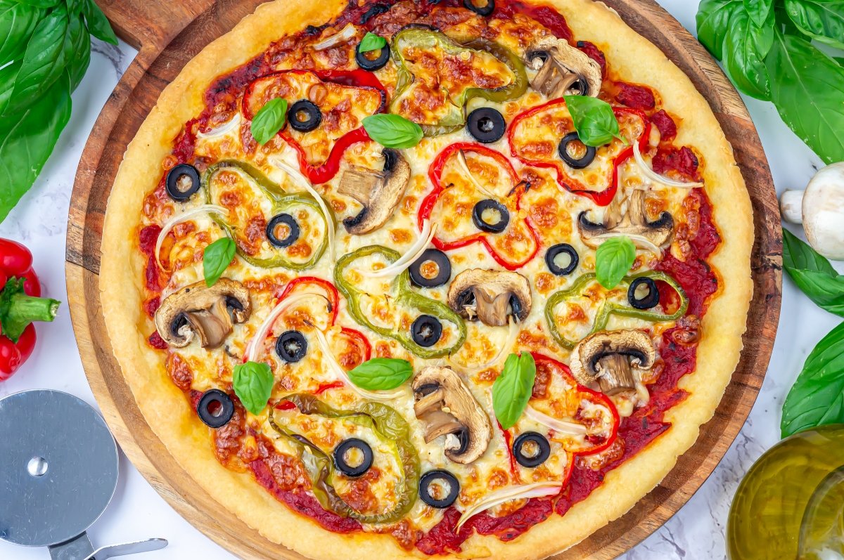 Pizza hecha con masa sin gluten