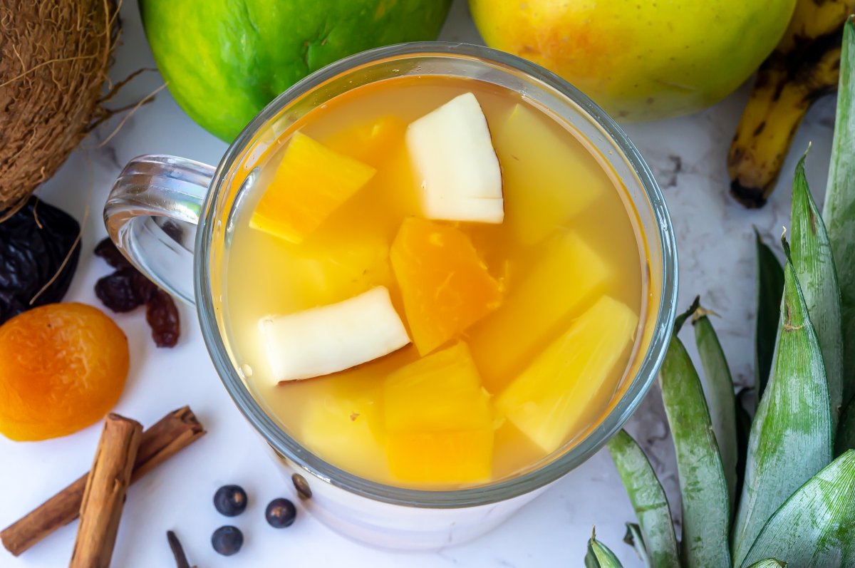 Ponche de frutas guatemalteco