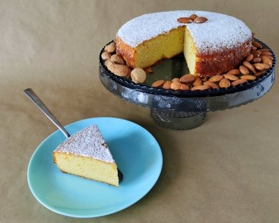 Bizcocho de naranja y almendra