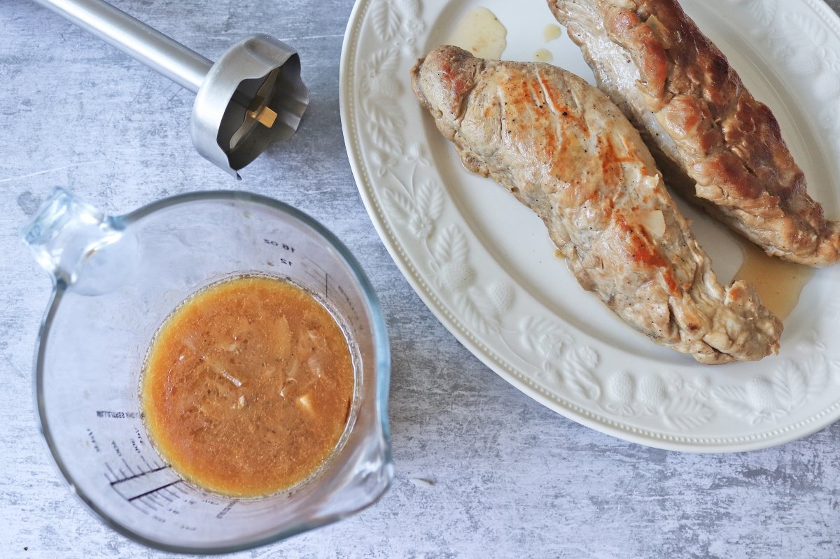 Triturar salsa solomillo de cerdo a la cerveza